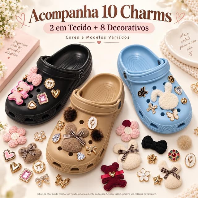 Babuche Feminina em EVA com 10 Charms 2 em Tecido 8 Decorativos Sandália Leve Macia Confortável Antiderrapante para Uso Diário Estilo Moderno e Casual
