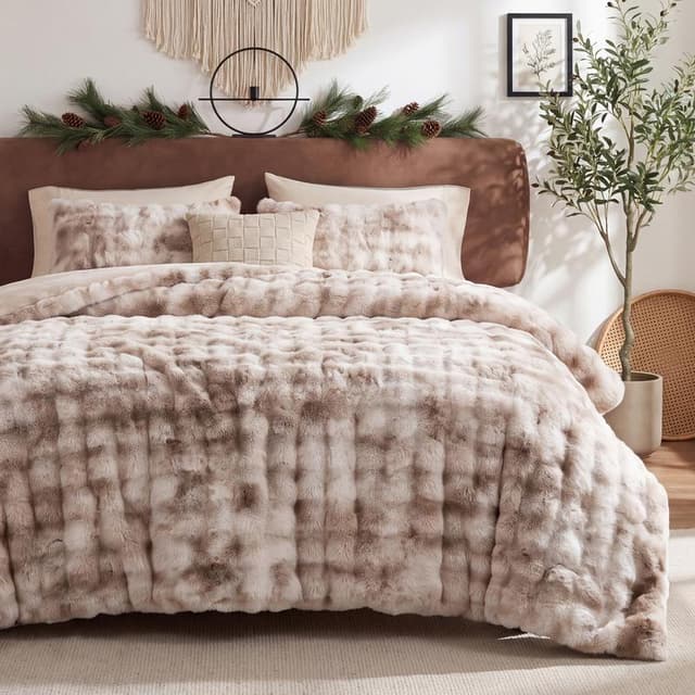 Besure 3 Pieces Fluffy Faux Rabbit Fur Bubble Comforter Set - Soft Jacqualrd Embroidery Bedding, All- Season Use, Ideal for Bedroom Decoration