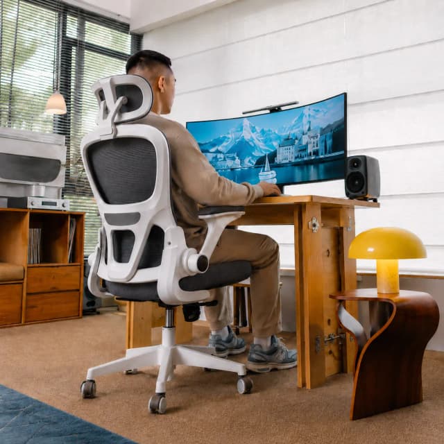 Cadeira de Escritório Suporte Lombar Ergonômico Malha Respirável Mesh Apoio Cabeça Confortável Art Cadeiras Presidente Premium (Cinza e Branco)